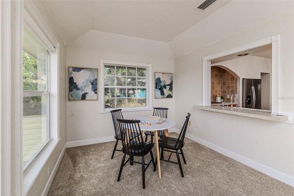 Dining room, Interior
