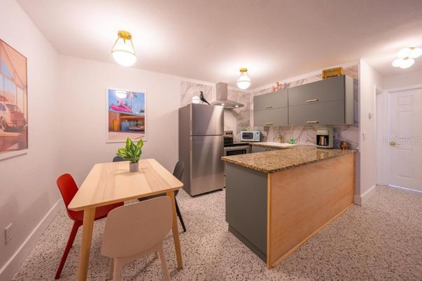 Dining room, Interior, Kitchen, Stainless Steel Appliances