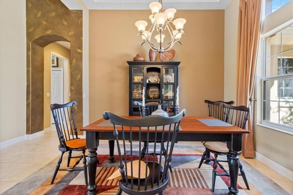Chandelier, Dining room, Interior
