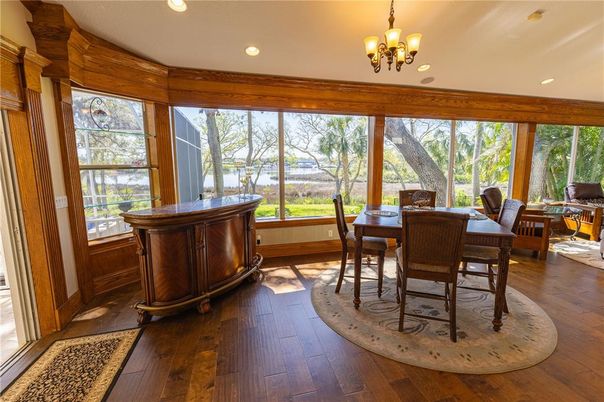Chandelier, Dining room, Interior, Recessed Lighting, Sun Room, Wood Texture Flooring