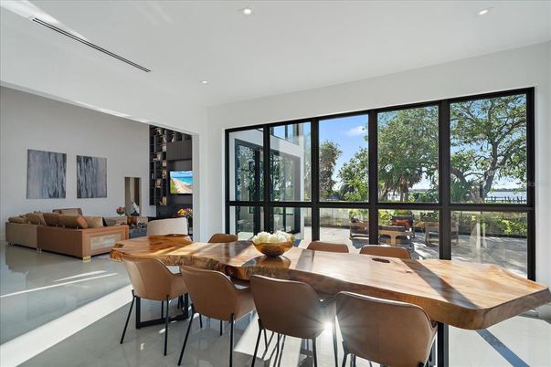 Dining room, Interior, Living room, Recessed Lighting