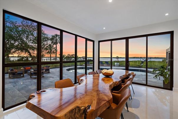 Dining room, Interior, Recessed Lighting, Water