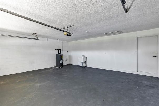 Garage, Interior