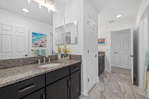 Bathroom, Dual Sink Vanities, Interior, Recessed Lighting
