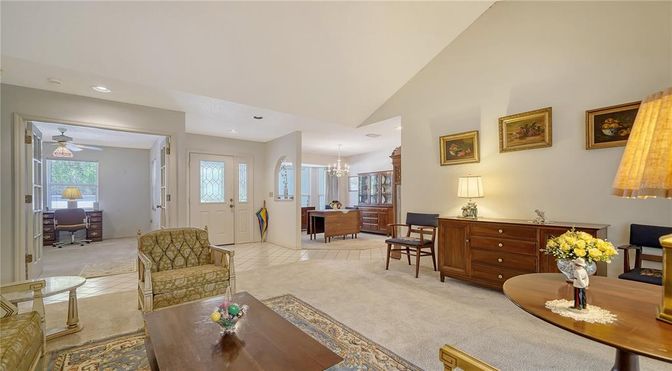 Chandelier, Dining room, Interior, Living room, Recessed Lighting