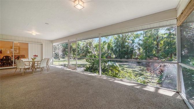 Dining room, Interior, Sun Room