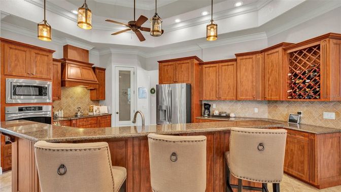 Interior, Kitchen, Pendant Lights, Recessed Lighting, Stainless Steel Appliances