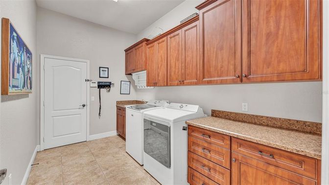 Interior, Washer