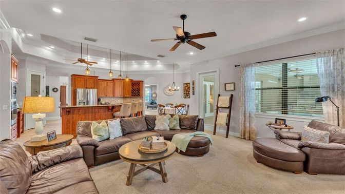 Dining room, Interior, Kitchen, Living room, Pendant Lights, Recessed Lighting, Stainless Steel Appliances