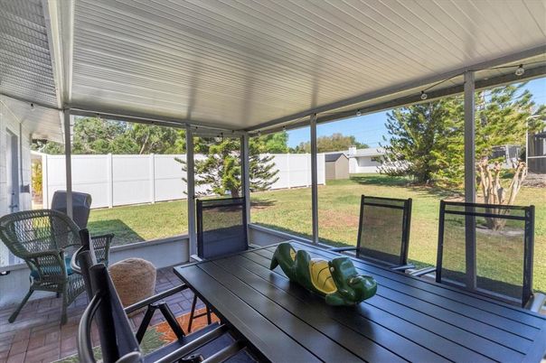 Exterior, Sun Room