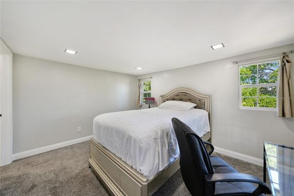 Bedroom, Interior, Recessed Lighting