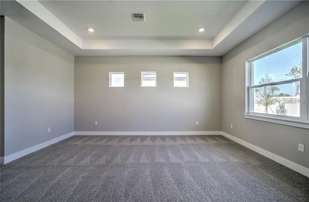Empty room, Interior, Recessed Lighting