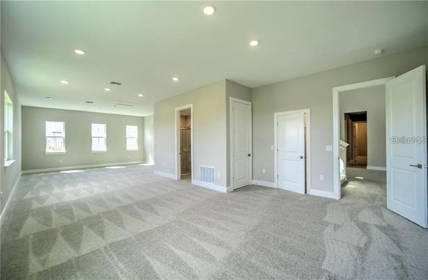 Empty room, Interior, Recessed Lighting