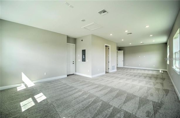 Empty room, Interior, Recessed Lighting