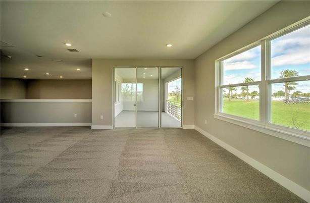 Empty room, Interior, Recessed Lighting
