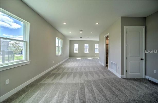 Empty room, Interior, Recessed Lighting