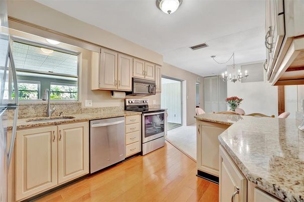 Chandelier, Interior, Kitchen, Stainless Steel Appliances, Wood Texture Flooring