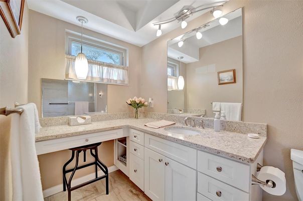 Bathroom, Dual Sink Vanities, Interior, Pendant Lights