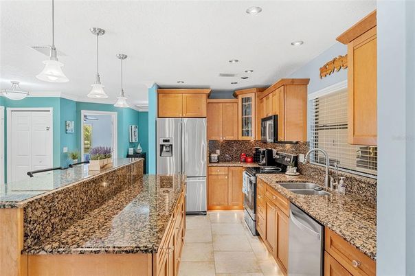 Interior, Kitchen, Pendant Lights, Recessed Lighting, Stainless Steel Appliances
