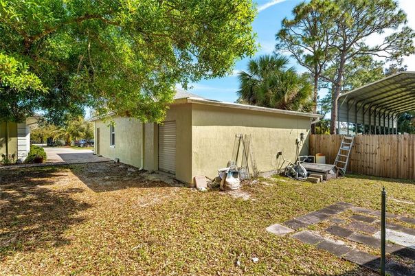 Backyard, Exterior