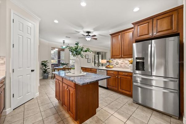 Dining room, Interior, Kitchen, Recessed Lighting, Stainless Steel Appliances