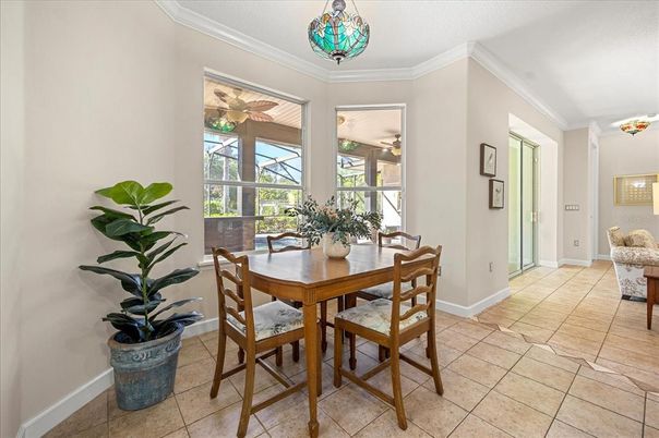 Dining room, Interior, Pendant Lights