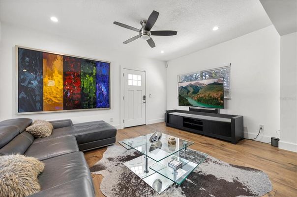 Interior, Living room, Recessed Lighting, Wood Texture Flooring