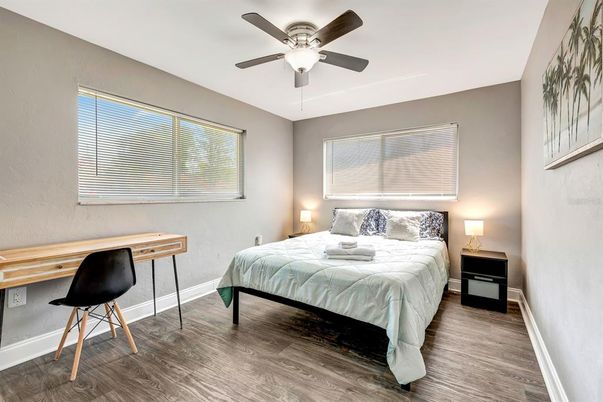 Bedroom, Home Office, Interior, Wood Texture Flooring