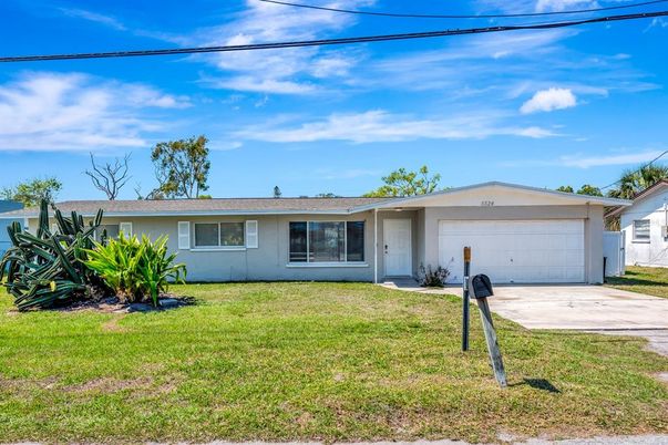 Attached, Backyard, Exterior, Facade, Ranch