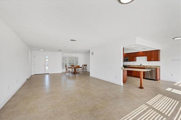 Dining room, Interior, Kitchen, Recessed Lighting, Stainless Steel Appliances
