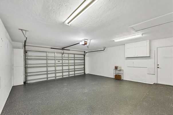 Garage, Interior