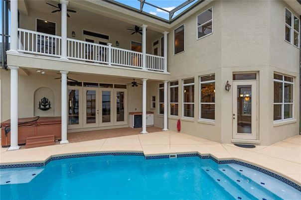 Exterior, Pool