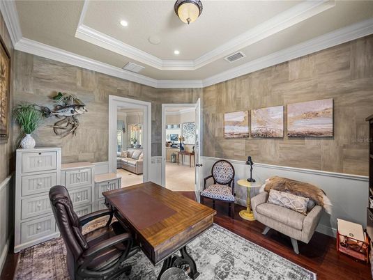 Interior, Recessed Lighting, Wood Texture Flooring