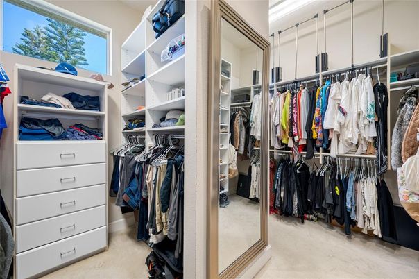 Interior, Walk-in Closets