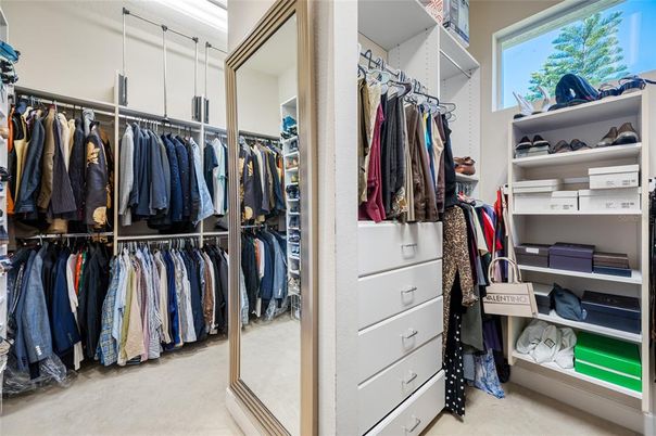 Interior, Walk-in Closets