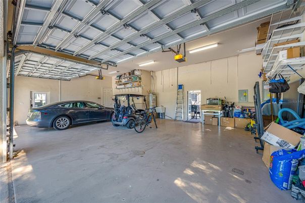 Garage, Interior
