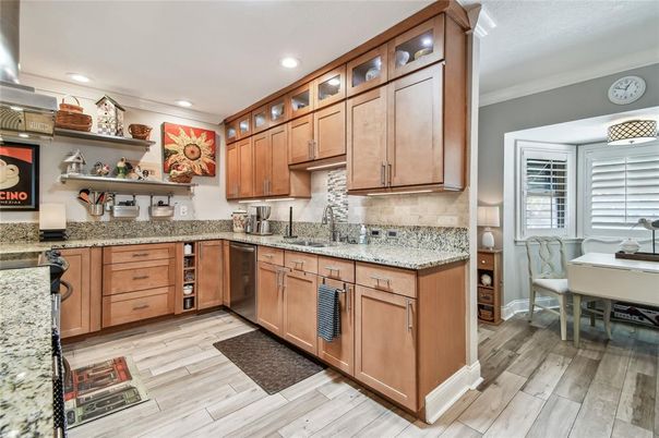 Dining room, Interior, Kitchen, Recessed Lighting, Wood Texture Flooring