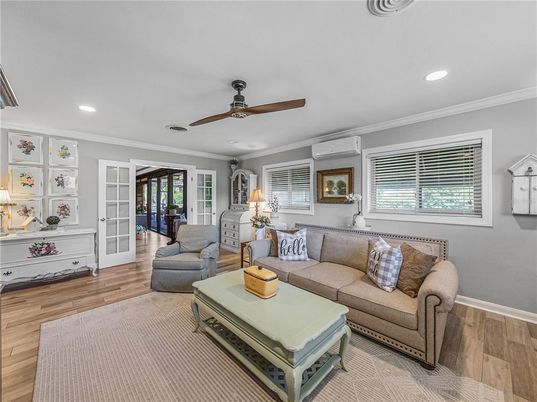 Interior, Living room, Recessed Lighting, Wood Texture Flooring