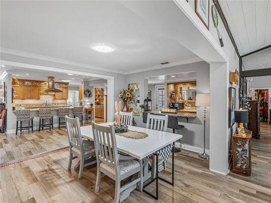 Dining room, Interior, Kitchen, Recessed Lighting, Wood Texture Flooring