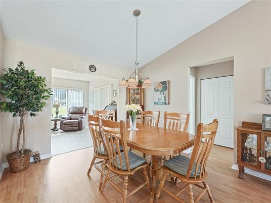Chandelier, Dining room, Interior, Living room, Pendant Lights, Wood Texture Flooring