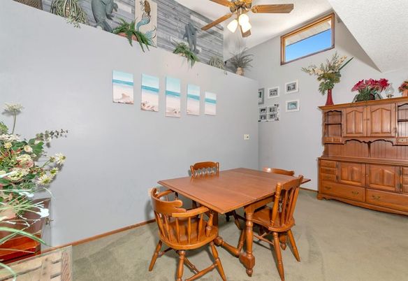 Dining room, Interior
