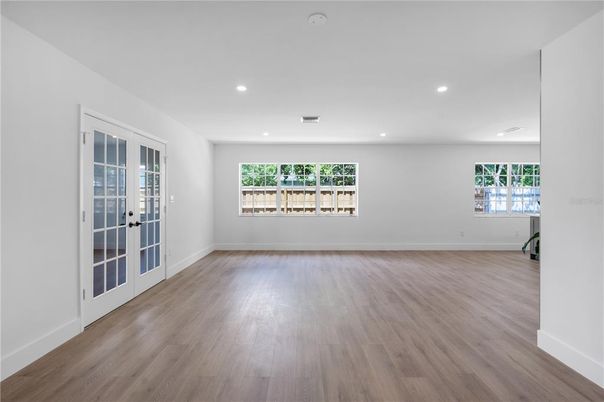 Empty room, Interior, Recessed Lighting, Wood Texture Flooring