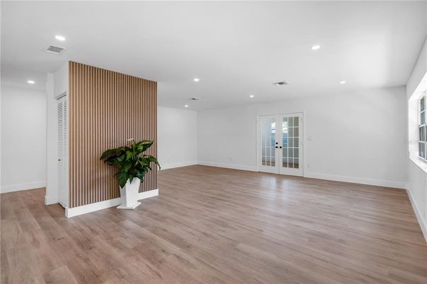 Empty room, Interior, Recessed Lighting, Wood Texture Flooring
