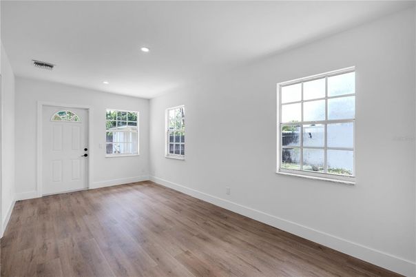 Empty room, Interior, Recessed Lighting, Wood Texture Flooring