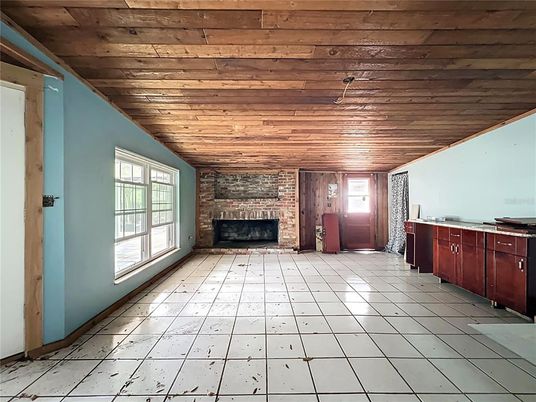 Empty room, Fireplace, Interior, Wooden Ceilings