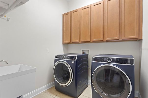 Interior, Washer