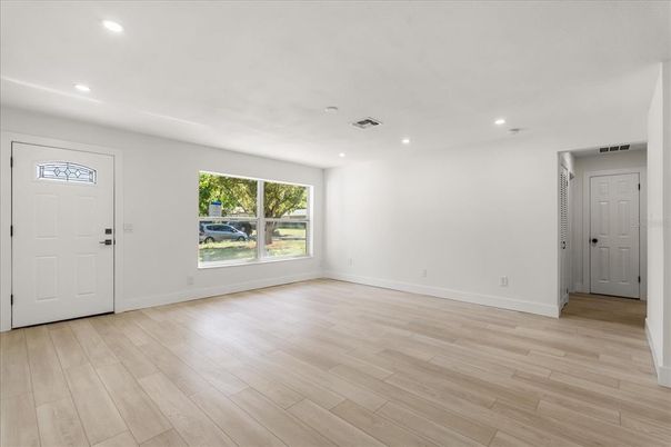 Empty room, Interior, Recessed Lighting, Wood Texture Flooring