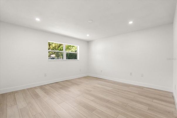 Empty room, Interior, Recessed Lighting, Wood Texture Flooring