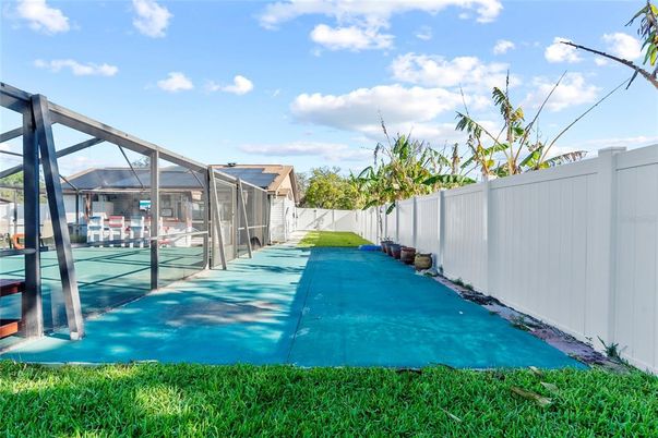 Backyard, Exterior