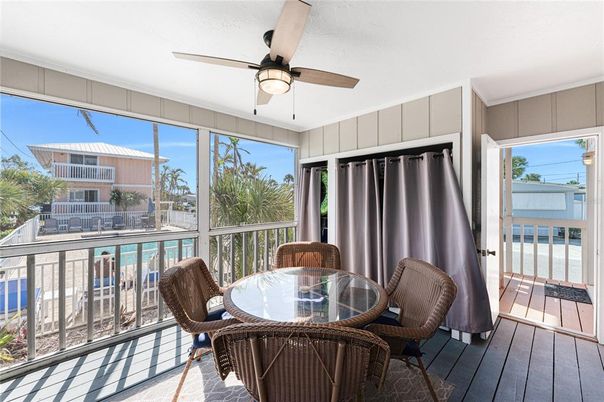 Dining room, Interior, Sun Room, Wood Texture Flooring